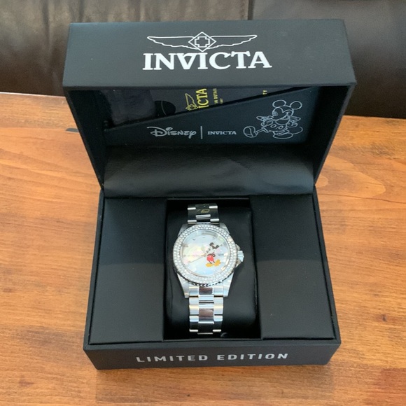 Disney Invicta Watch - Picture 2 of 2